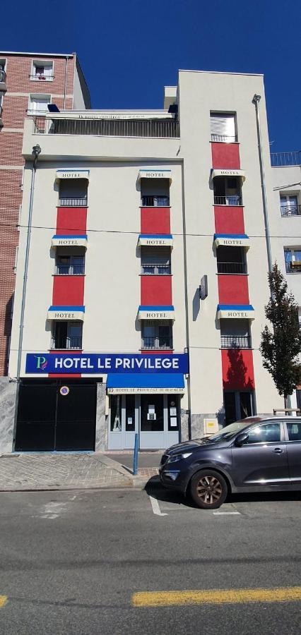 Hotel Le Privilege La Courneuve Exteriér fotografie