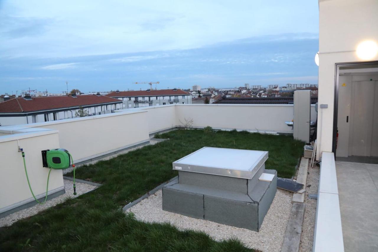 Hotel Le Privilege La Courneuve Exteriér fotografie